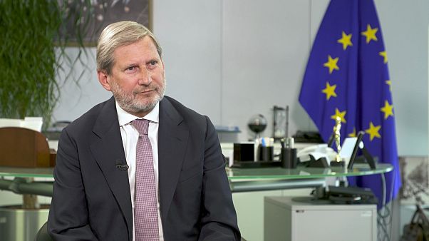 Johannes Hahn: il Recovery Fund è "un investimento" Johannes Hahn: il Recovery Fund è "un investimento"