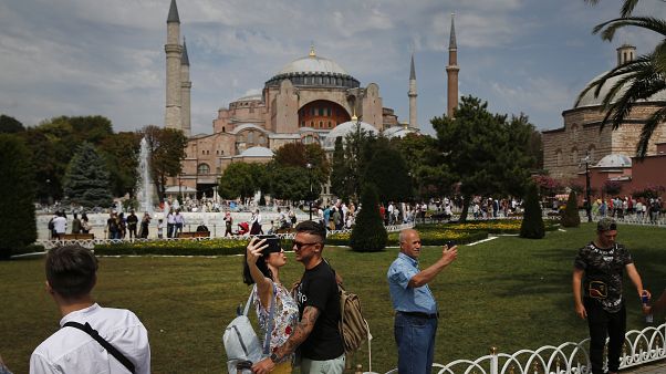 Ρωσική Δούμα προς Άγκυρα: «Μην αλλάξετε το καθεστώς της Αγίας Σοφίας» Ρωσική Δούμα προς Άγκυρα: «Μην αλλάξετε το καθεστώς της Αγίας Σοφίας»