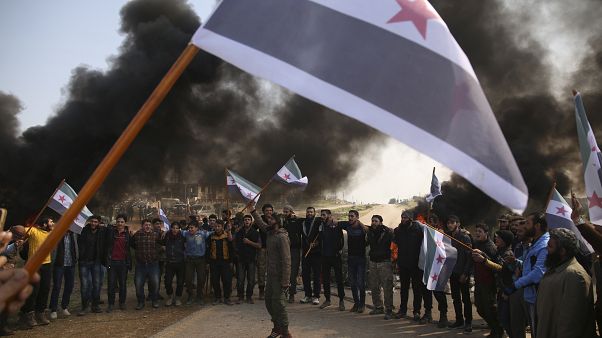 Suriye'nin kuzey batısında saldırı Suriye'nin kuzey batısında saldırı