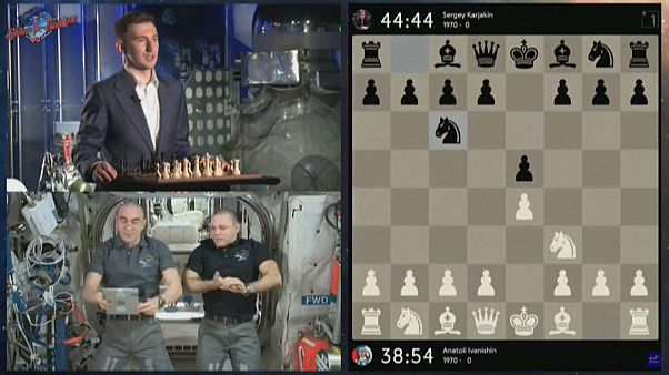 Les Russes aux échecs en apesanteur : ISS vs Terre Les Russes aux échecs en apesanteur : ISS vs Terre