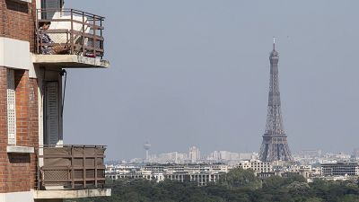 L'air grisâtre de Paris après le confinement
