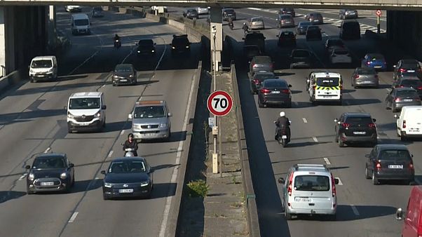 Автотрасса на подъезде к Парижу Автотрасса на подъезде к Парижу