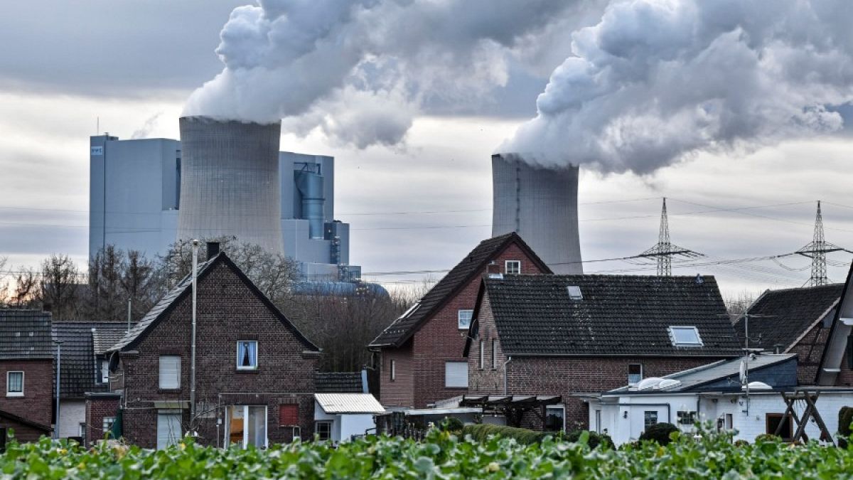 کارخانه ها عامل اصلی گرم شدن زمین 
