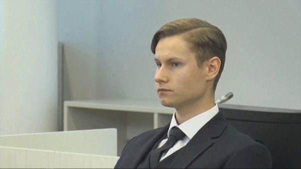 Condenado a 21 años el ultra que atentó contra una mezquita en Oslo Condenado a 21 años el ultra que atentó contra una mezquita en Oslo