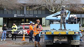 Yeni Zelanda'da İngiliz sömürge topluluğu komutanlarından Kaptan Hamilton'un heykeli kaldırıldı