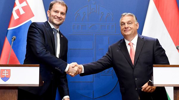 Orbán Viktor miniszterelnök és Igor Matovič szlovák kormányfő a Karmelita kolostorban tartott sajtótájékoztatójukon 2020. június 12-én. Orbán Viktor miniszterelnök és Igor Matovič szlovák kormányfő a Karmelita kolostorban tartott sajtótájékoztatójukon 2020. június 12-én.