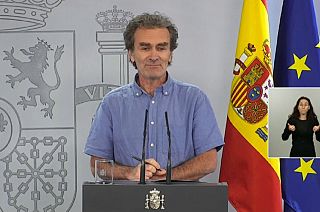 Médico espanhol torna-se figura de culto