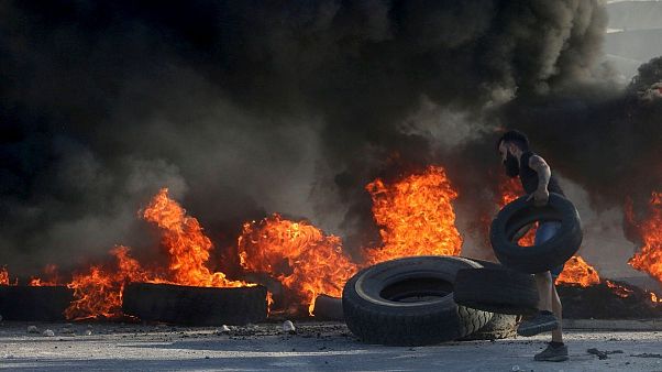 آشوب و اعتراض در لبنان آشوب و اعتراض در لبنان