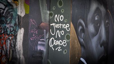 نقاشی‌های دیواری هنرمندان تورونتو در اعتراض به نژادپرستی