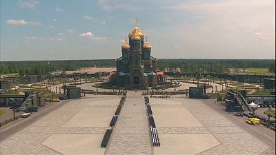 Russian Orthodox Church consecrates huge cathedral dedicated to military