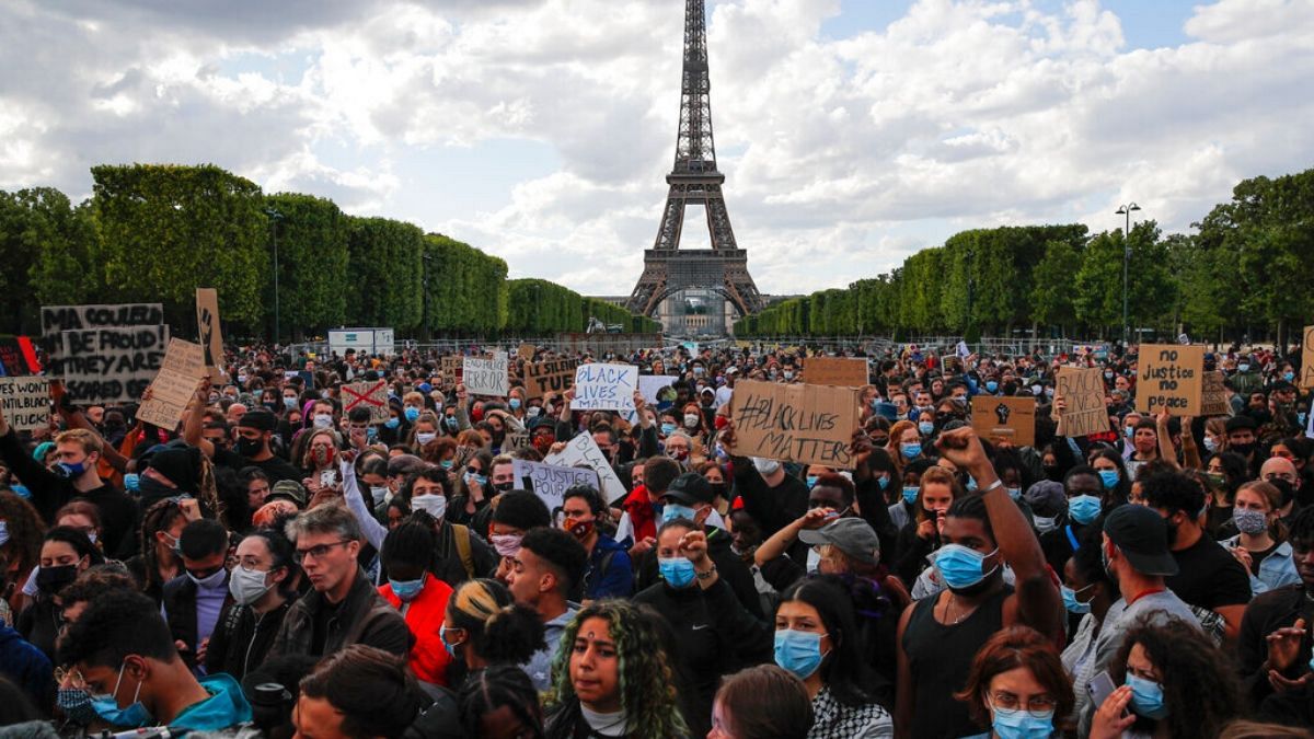 تظاهرات علیه نژادپرستی در پاریس