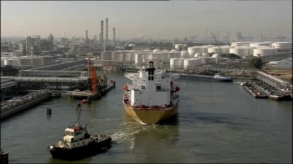 Евросоюз определяет свою роль в глобализации Евросоюз определяет свою роль в глобализации