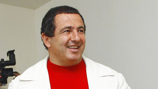 Ermenistan'ın en zengin iş insanlarından milletvekili Gagik Çarukyan (Tsarukyan) Ermenistan'ın en zengin iş insanlarından milletvekili Gagik Çarukyan (Tsarukyan)