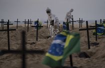 OMS vê estabilização da pandemia no Brasil mas pede cautela