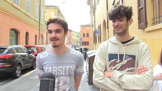 Mezzo milione di studenti italiani alla prova della maturità in pandemia
