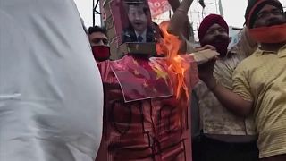 Kína ellen tüntetnek India nagyvárosaiban
