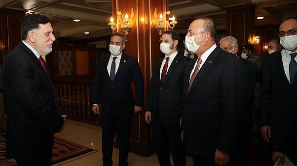 Libya Başbakanı Fayiz es-Serrac Türk heyetini karşıladı Libya Başbakanı Fayiz es-Serrac Türk heyetini karşıladı