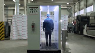 disinfection tunnel with disinfectants at the MIZOTTI Motor Technologies factory