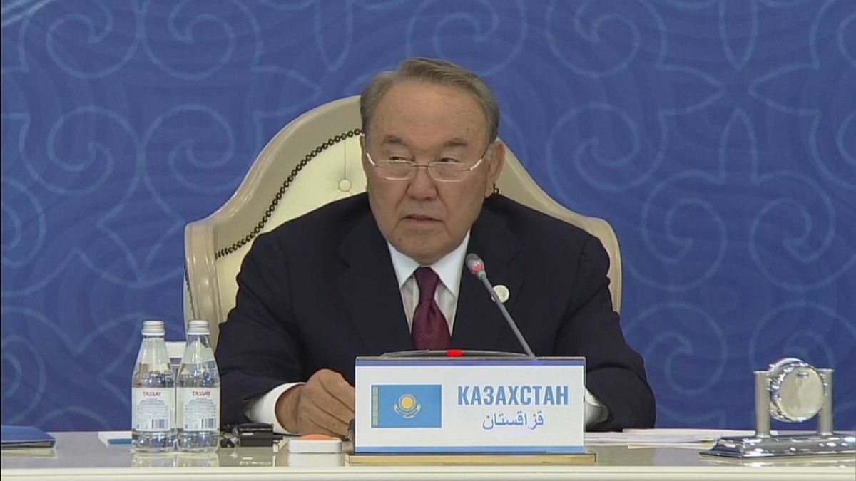 Koronavírusos lett Nurszultan Nazarbajev korábbi kazah elnök
