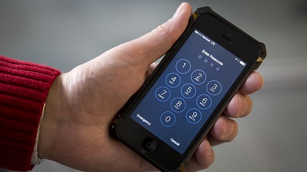 The iPhone shortcut which records when you say 'I'm getting pulled over' | #TheCube The iPhone shortcut which records when you say 'I'm getting pulled over' | #TheCube
