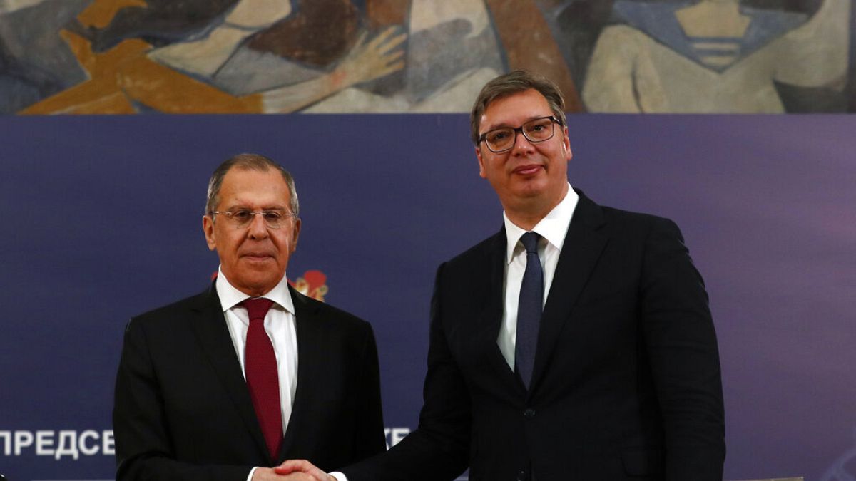 Rusya Dışişleri Bakanı Sergey Lavrov, ve Sırbistan Cumhurbaşkanı Aleksandar Vucic