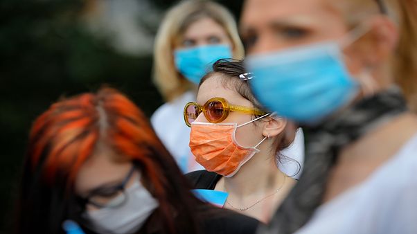 دراسة: الأعراض الطفيفة قد تولد مناعة متدنية ضد كورونا دراسة: الأعراض الطفيفة قد تولد مناعة متدنية ضد كورونا