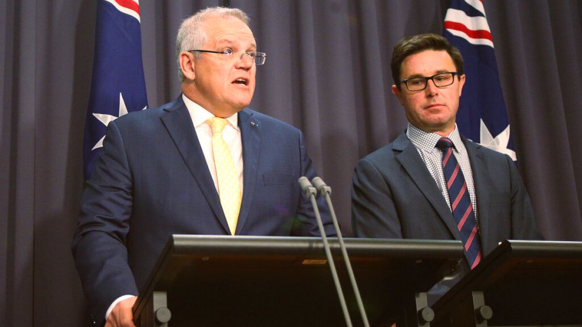 Australian Prime Minister Scott Morrison, left, and Emergency Management Minister David Littleproud hold a press conference in Canberra, Australia, January 10, 2020. 