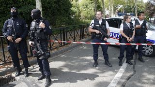 فرنسا: السجن 25 عاماً لتركي قتل زوجته طعنا في الشارع