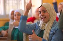 Why isn't there one unified sign language in the Middle East region?