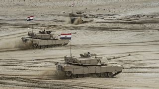 دبابات مصرية تشارك في مناورة عسكرية (صورة من الأرشيف)