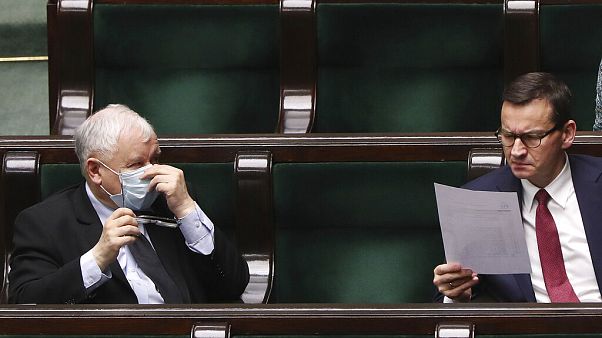 Morawiecki és Kaczinsky a Szejmben. Morawiecki és Kaczinsky a Szejmben.