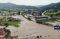 شاهد: أمطار غزيرة وفيضانات تجتاح صربيا والبوسنة