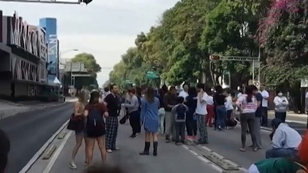 Al menos un muerto en el terremoto de México Al menos un muerto en el terremoto de México