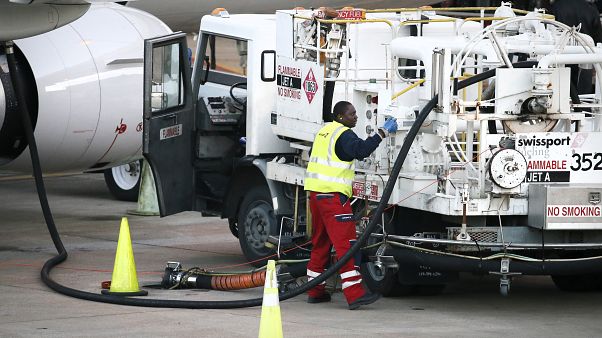Uluslararası havaalanı yer hizmetleri şirketi Swissport çalışanları Uluslararası havaalanı yer hizmetleri şirketi Swissport çalışanları