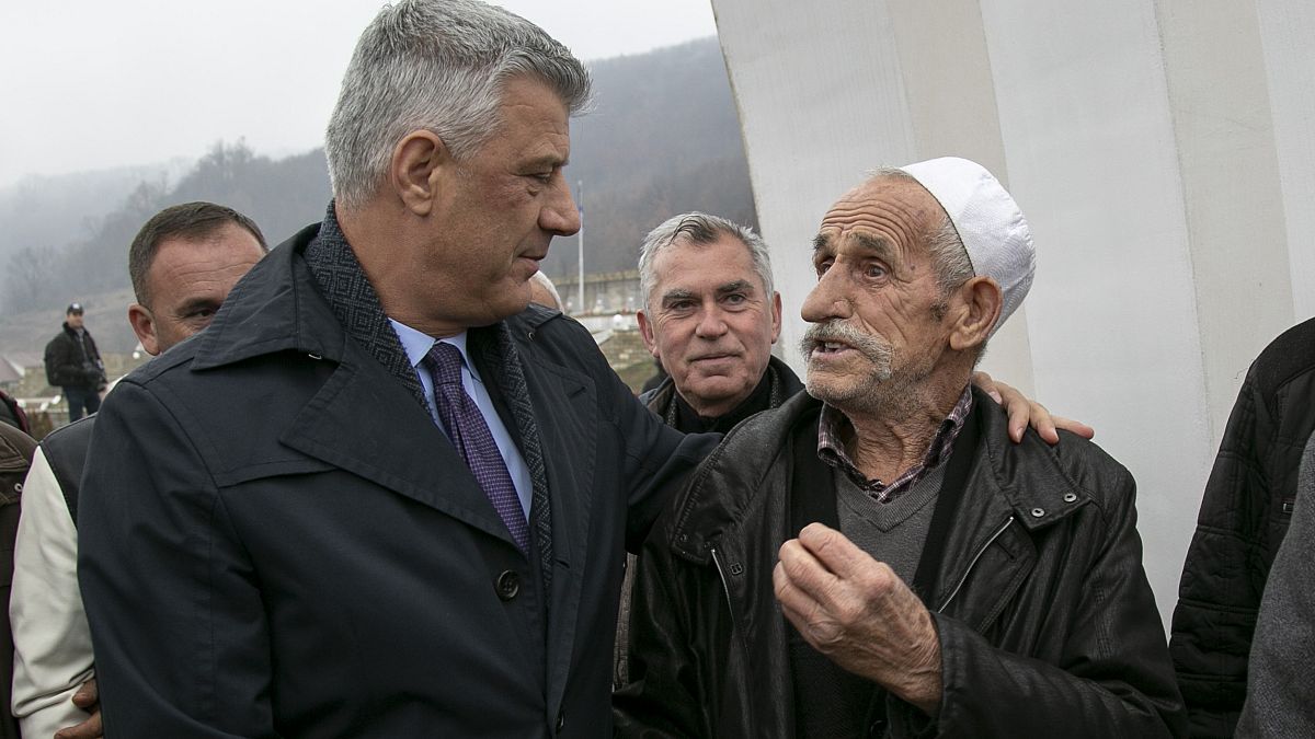 Presidente kosovar acusado de crimes de guerra
