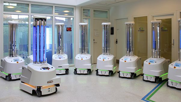 Os robôs UVD da Blue Ocean Robotics estão em alta na luta contra a pandemia Os robôs UVD da Blue Ocean Robotics estão em alta na luta contra a pandemia
