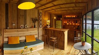 Eco pub in Devon, made of second-hand and recycled materials during lockdown