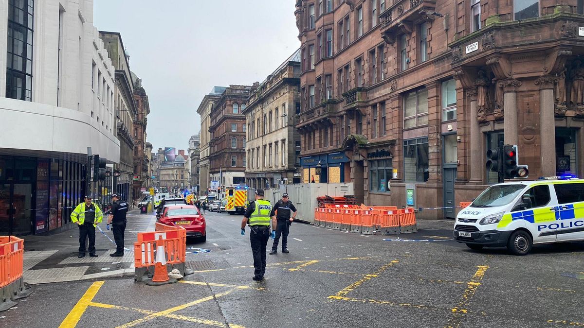 حادث هجوم بالسكين بمدينة غلاسكو في إسكتلندا 