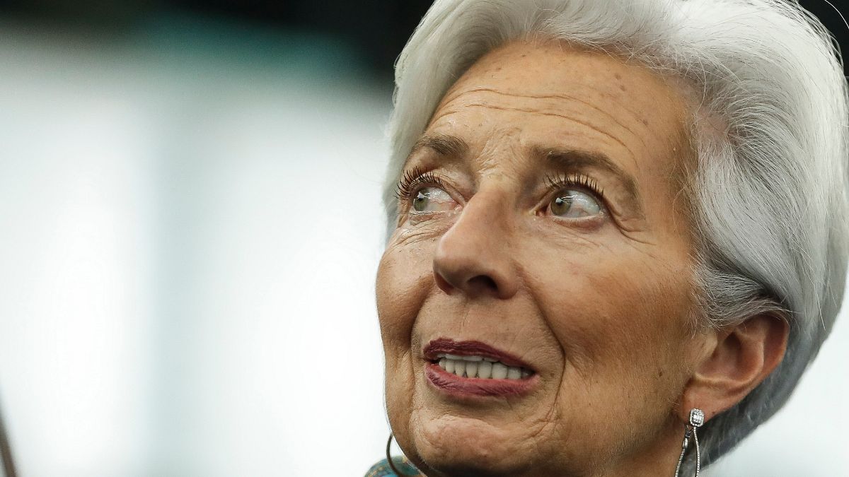 Christine Lagarde receia que receios pelo futuro prejudiquem retoma da economia
