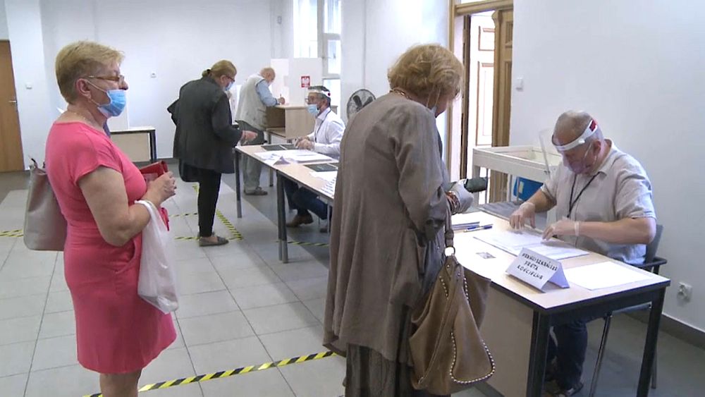 La Pologne élit son président, les candidats ont voté