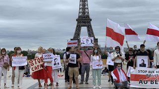 Акция солидарности с белорусской оппозицией в Париже