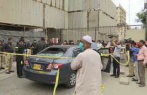 Pakistan'da Karaçi Borsası'na silahlı saldırı düzenlendi