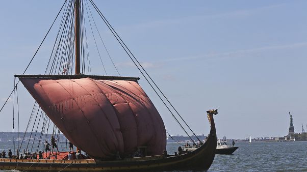 In Norwegen haben die Ausgrabungen eines Wikingerschiffs begonnen In Norwegen haben die Ausgrabungen eines Wikingerschiffs begonnen