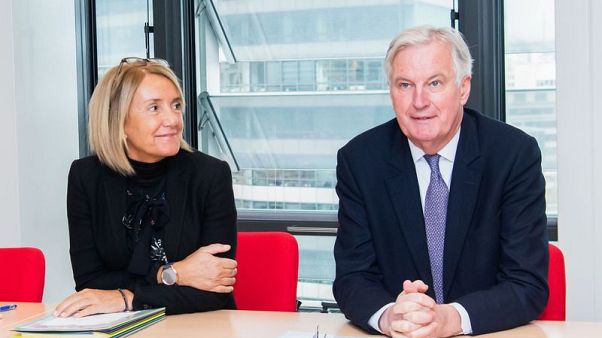 Clara Martinez Alberol ve Michel Barnier. Clara Martinez Alberol ve Michel Barnier.