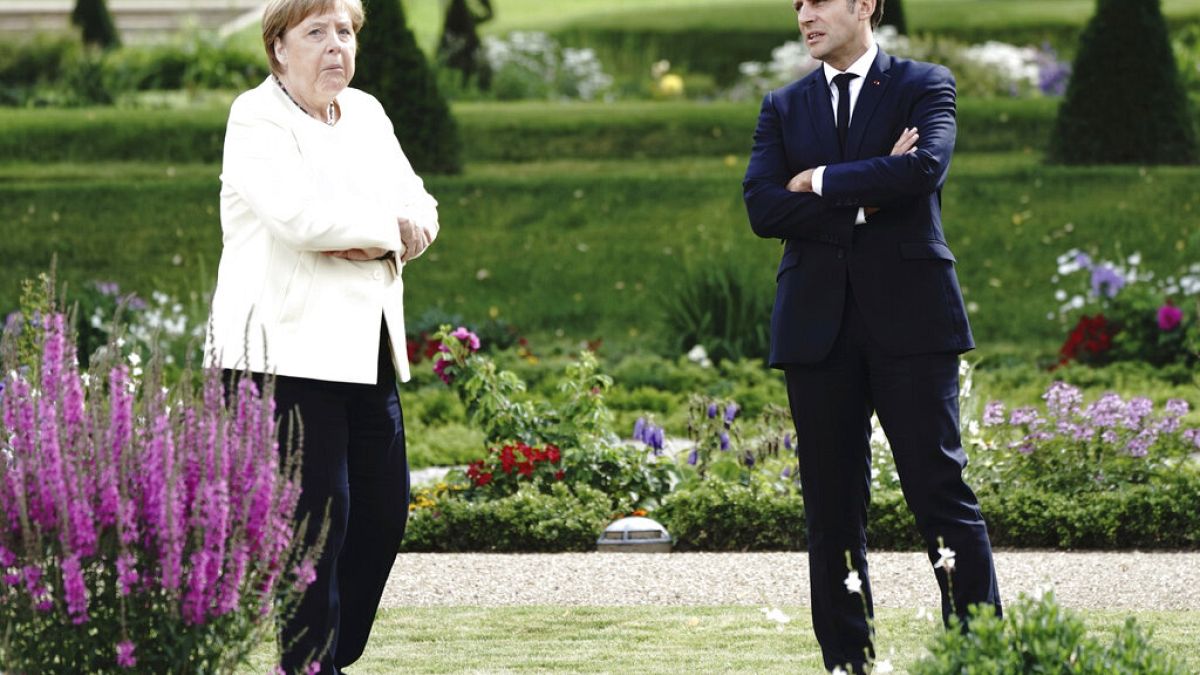 Angela Merkel und Emmanuel Macron am Montag in Meseberg bei Berlin