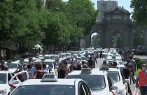 Таксисты заблокировали движение в центре Мадрида