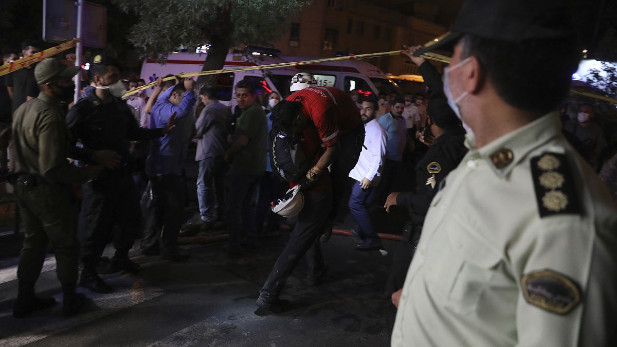  ۳۳ هزار واحد پرخطر دیگر در تهران، حادثه کلینیک سینا اطهر «امنیتی» نبوده است 