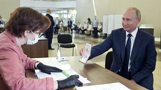 نتائج أولية: 73% من الناخبين الروس يصوّتون لصالح التعديلات الدستورية