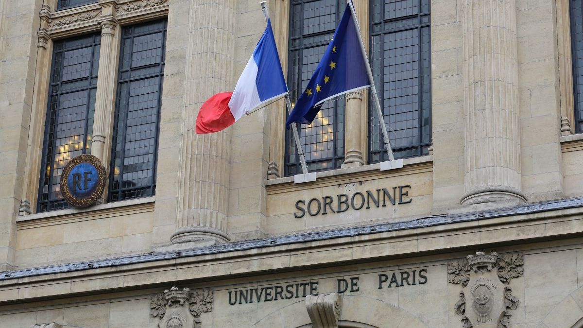 دانشگاه سوربن در پاریس