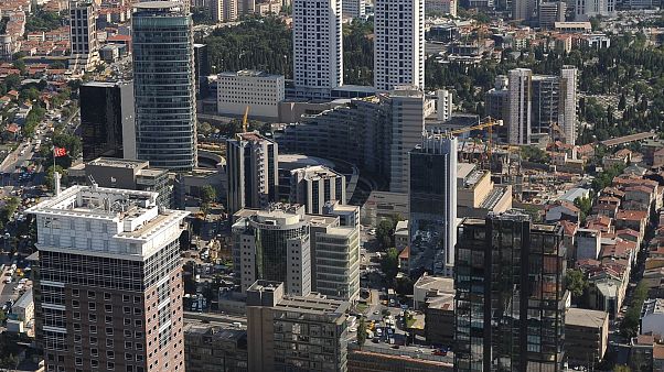 Batık kredileri kurtarma planındaki yüksek zarar yazma ihtimali Türk bankacıları endişelendirdi Batık kredileri kurtarma planındaki yüksek zarar yazma ihtimali Türk bankacıları endişelendirdi
